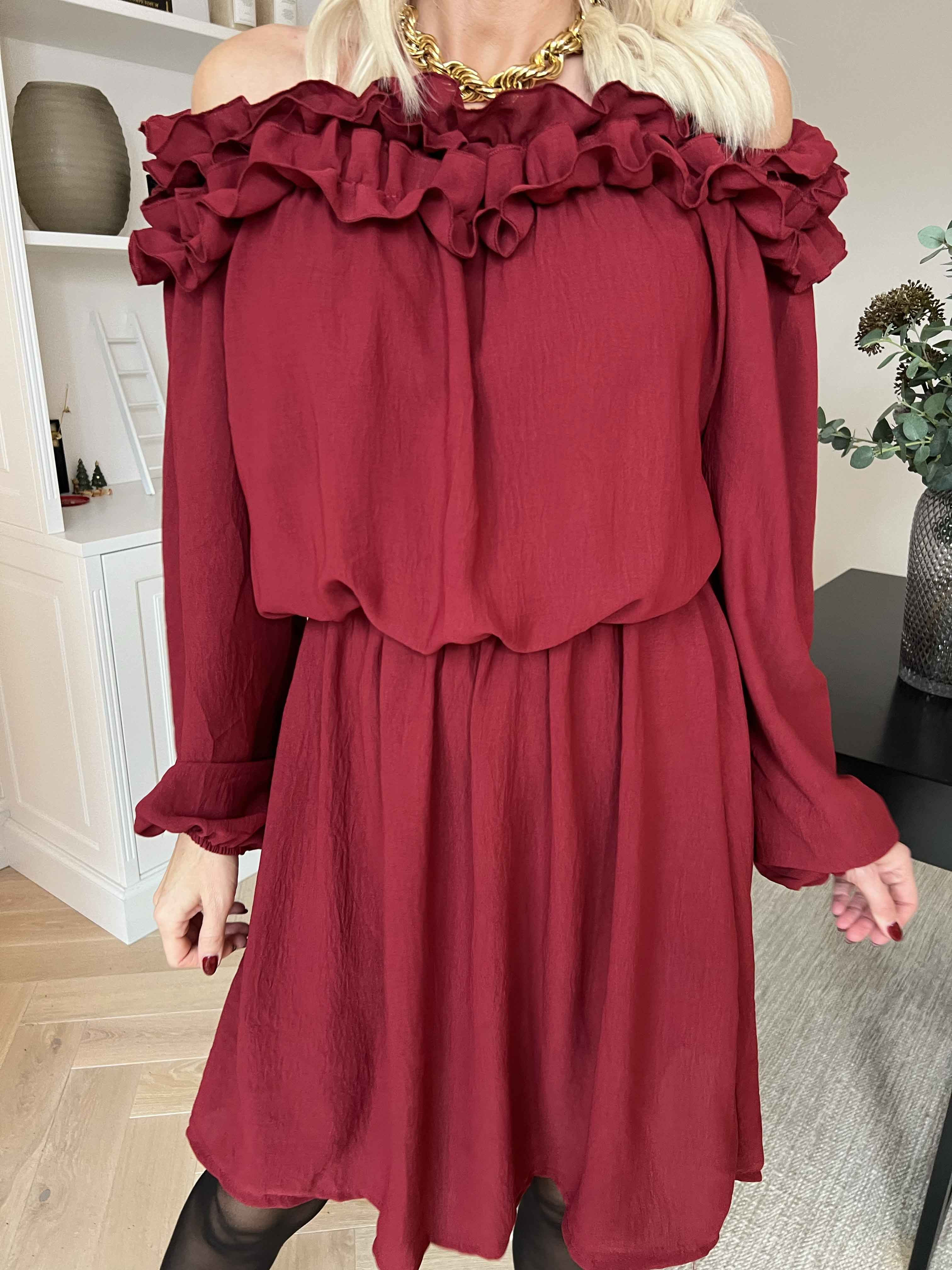 Chili Fitted Dress - Sød kjole med flæsekant og elastik i taljen